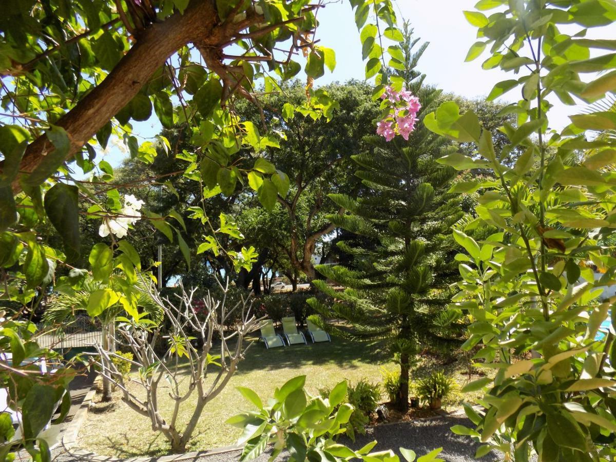 Villa Osumare Guest House Flic en Flac Экстерьер фото